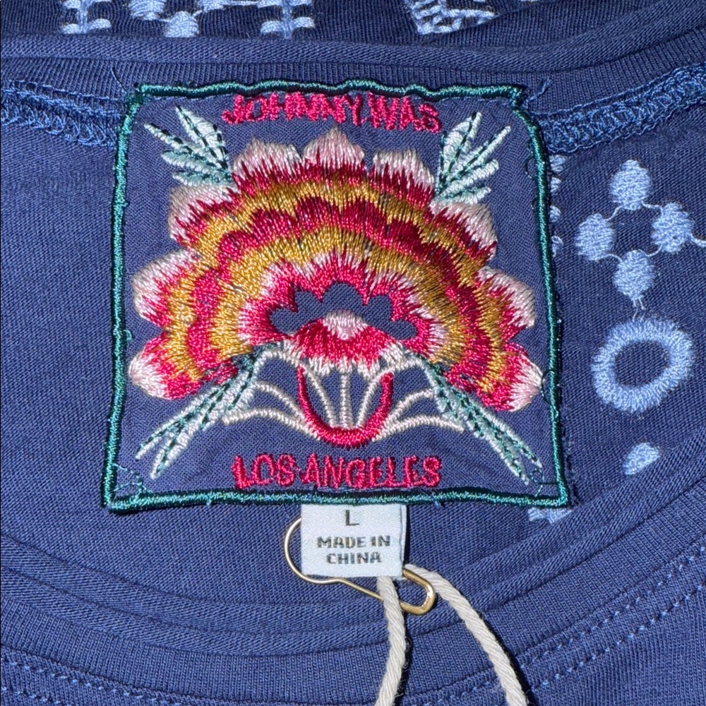 Johnny Was Lyra Relaxed Crew Neck Blue Floral Embroidered Short Sleeve Tee Sz L - Picture 4 of 5